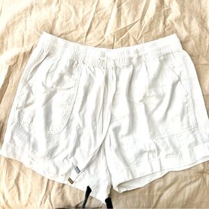 Women's Linen/Rayon Shorts with Smocked Waist from Time and Tru, Size M